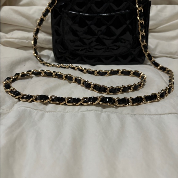 Chanel mini flap patent leather bag - Picture 11 of 11